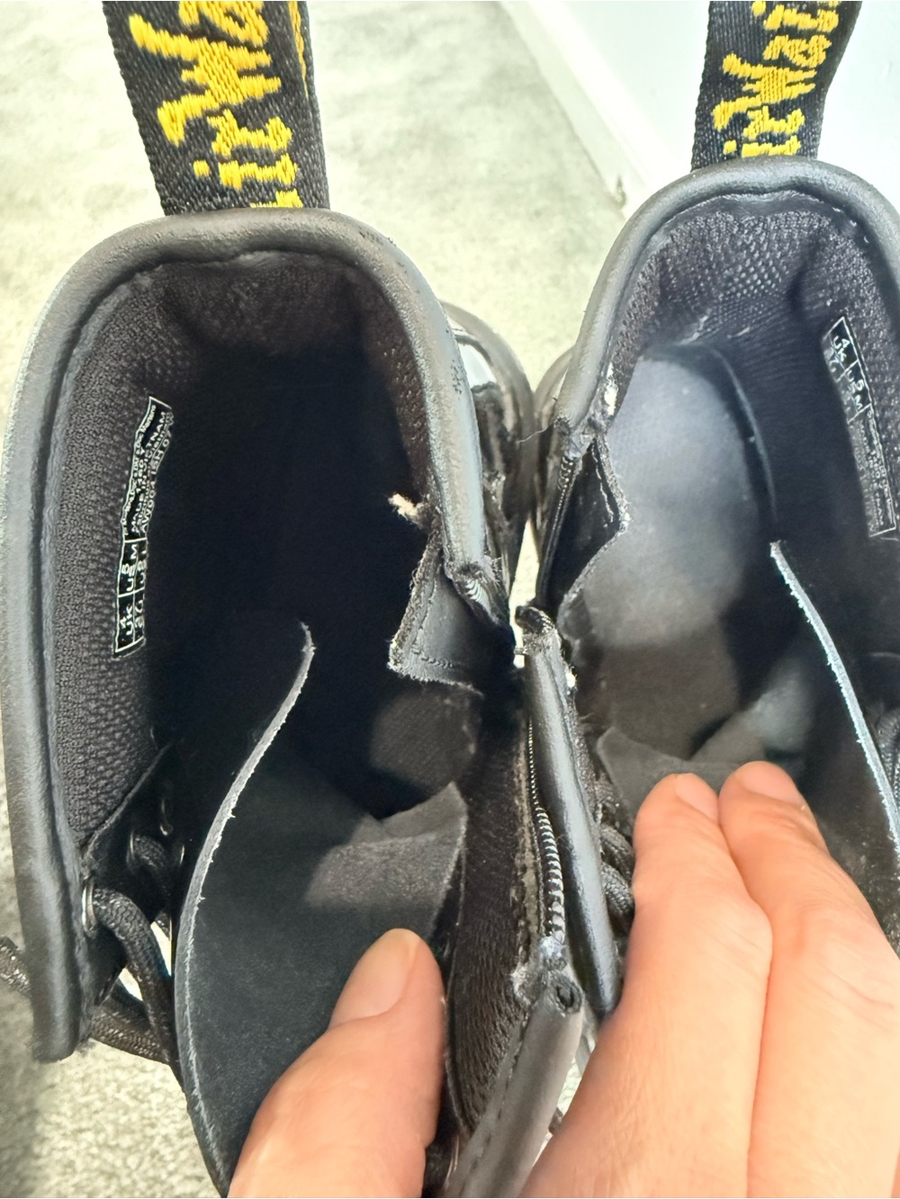 Dr. Martens 1460 Patent Leather with Glitter Stars - Picture 6 of 8